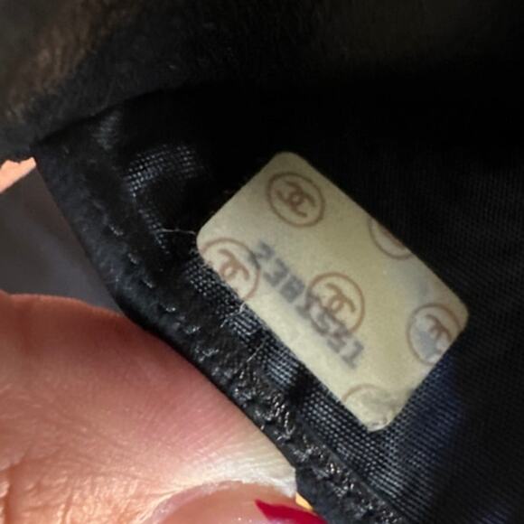 Chanel Leather Logo Wallet Black - Picture 8 of 9